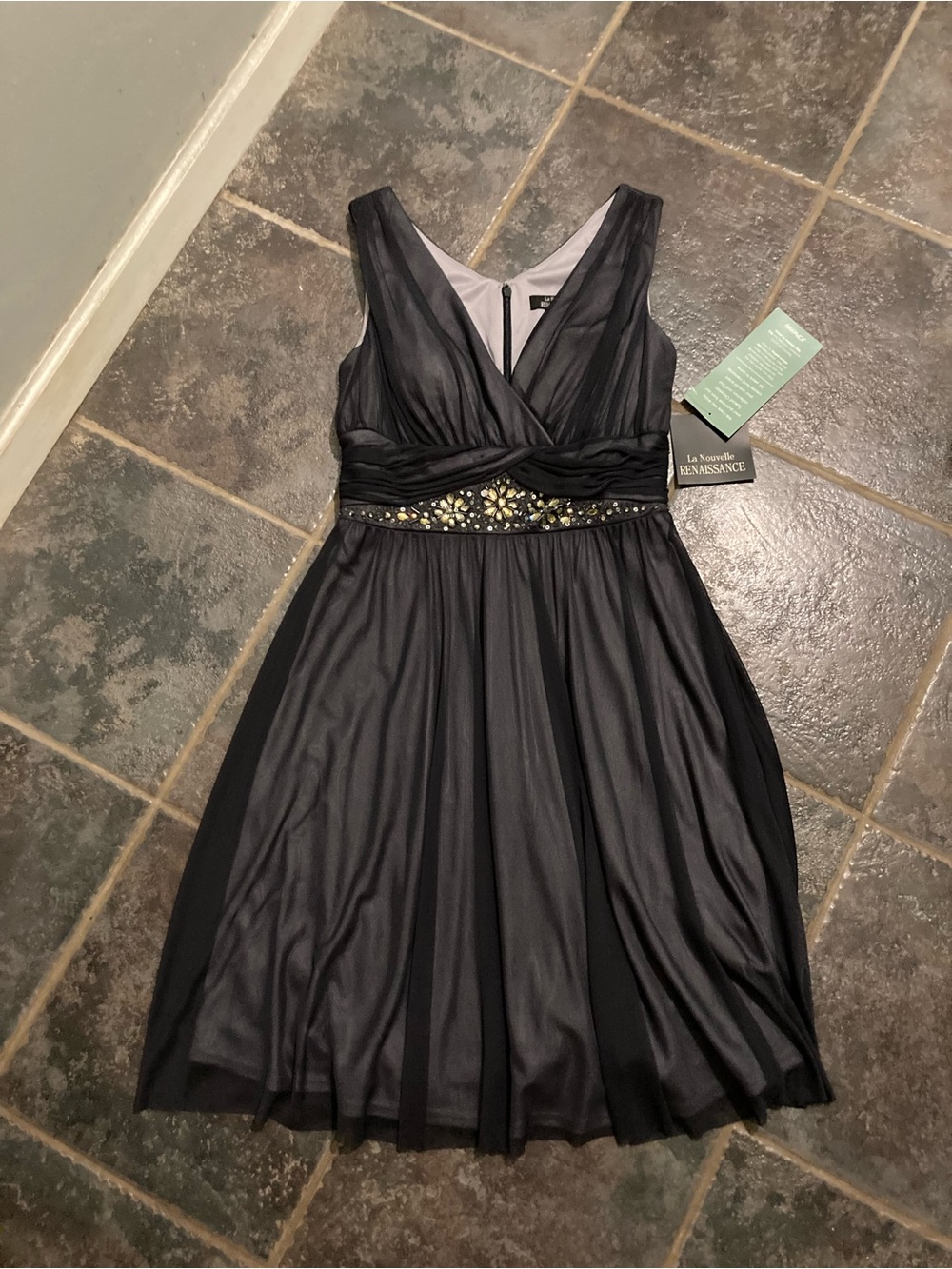 La Nouvelle Renaissance Black and Grey Embellished Waist Cocktail Dress Size 6